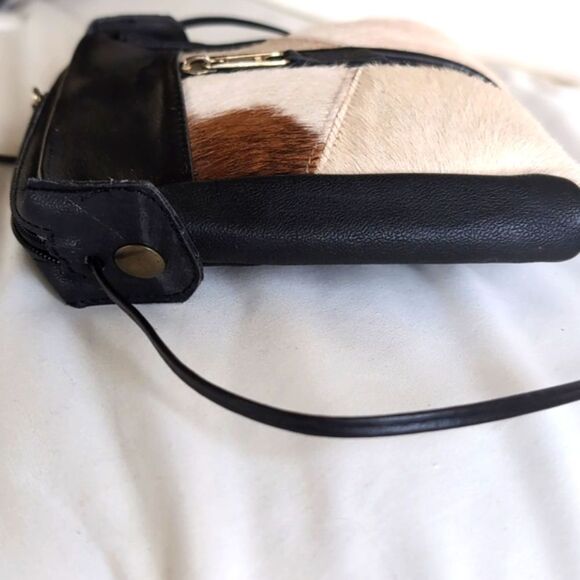 MINI Hair on Hide Crossbody Bag - Picture 9 of 10